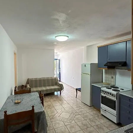 Apartament Kali's Casa Karavomylos